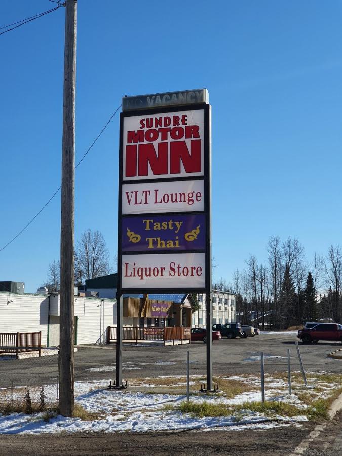Sundre Motor Inn Zewnętrze zdjęcie