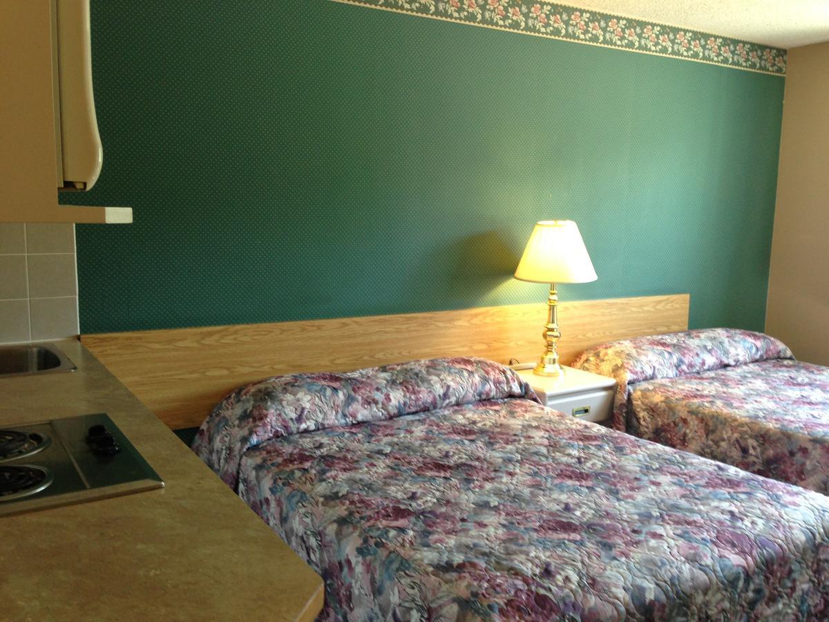 Sundre Motor Inn Zewnętrze zdjęcie