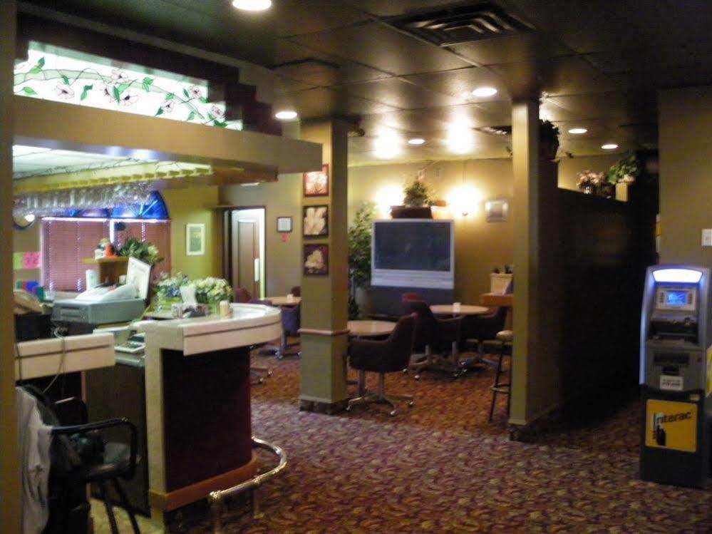 Sundre Motor Inn Zewnętrze zdjęcie